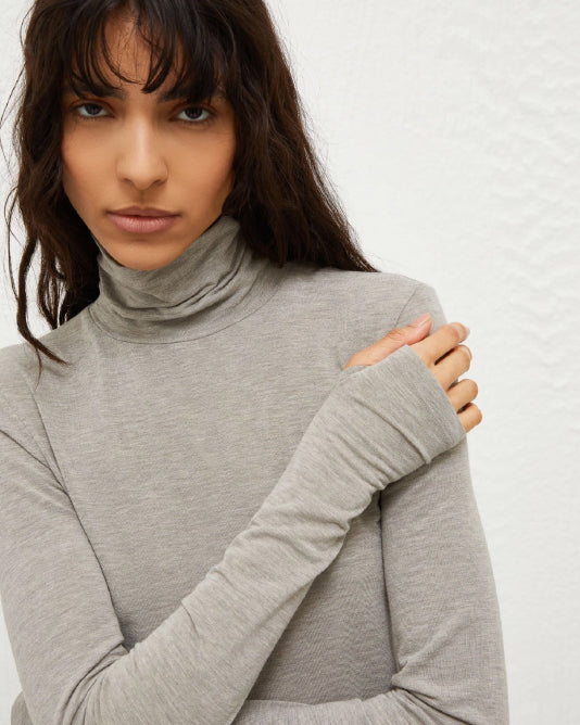 Fine Jersey Roll Neck with Thumb Holes