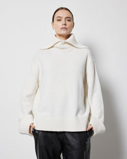 Chunky Split Neck Collar Sweater In Cream