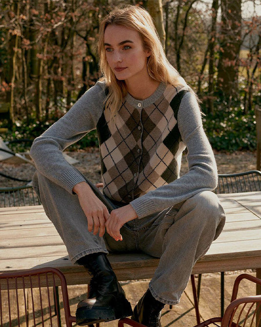 Pringle Style Fitted Cardigan
