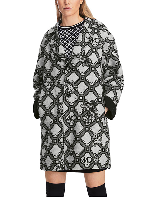 Reversible Black & White Pattern Knit Coat