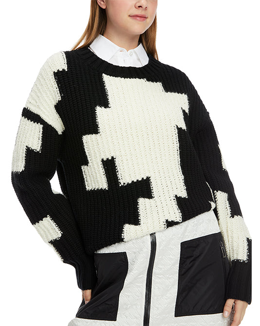 Chunky Abstract Pattern Sweater