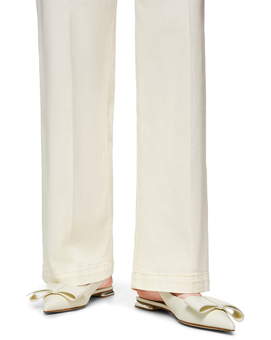 Wide Cream Jean With Pocket Decoration