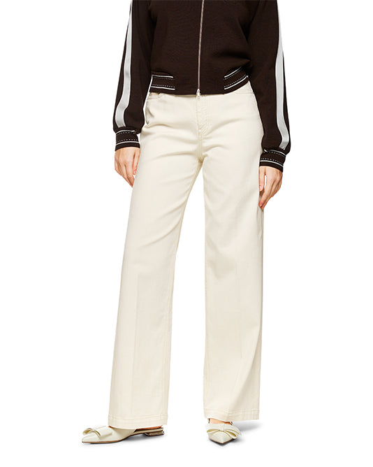 Wide Cream Jean With Pocket Decoration