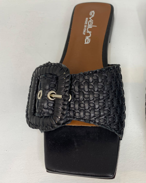 LAST PAIR Black Basketweave Buckle Slide