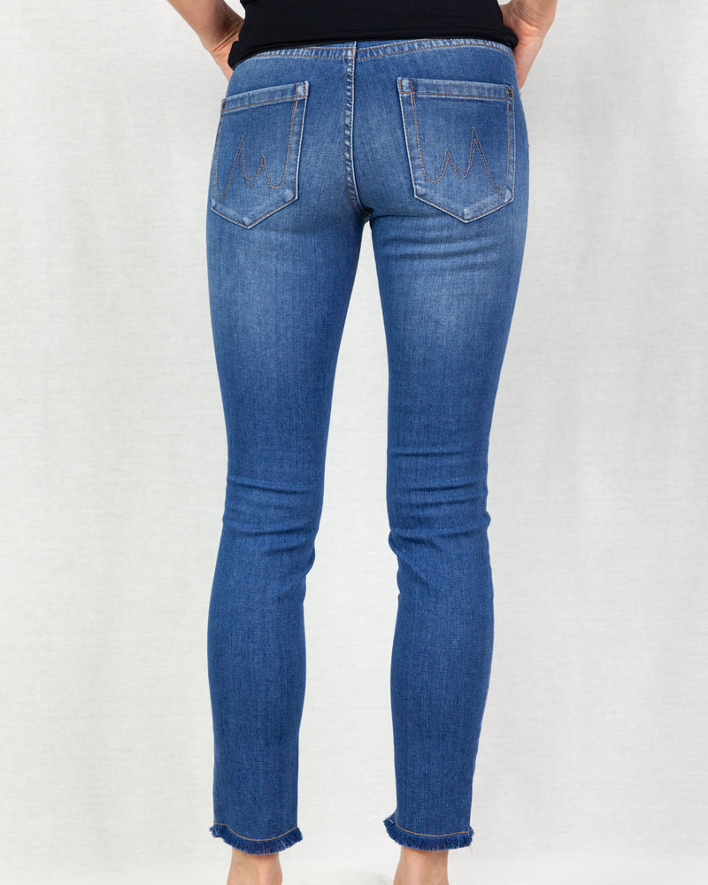 Mid-rise denim jeans with a floral illustration and frayed ankle hem