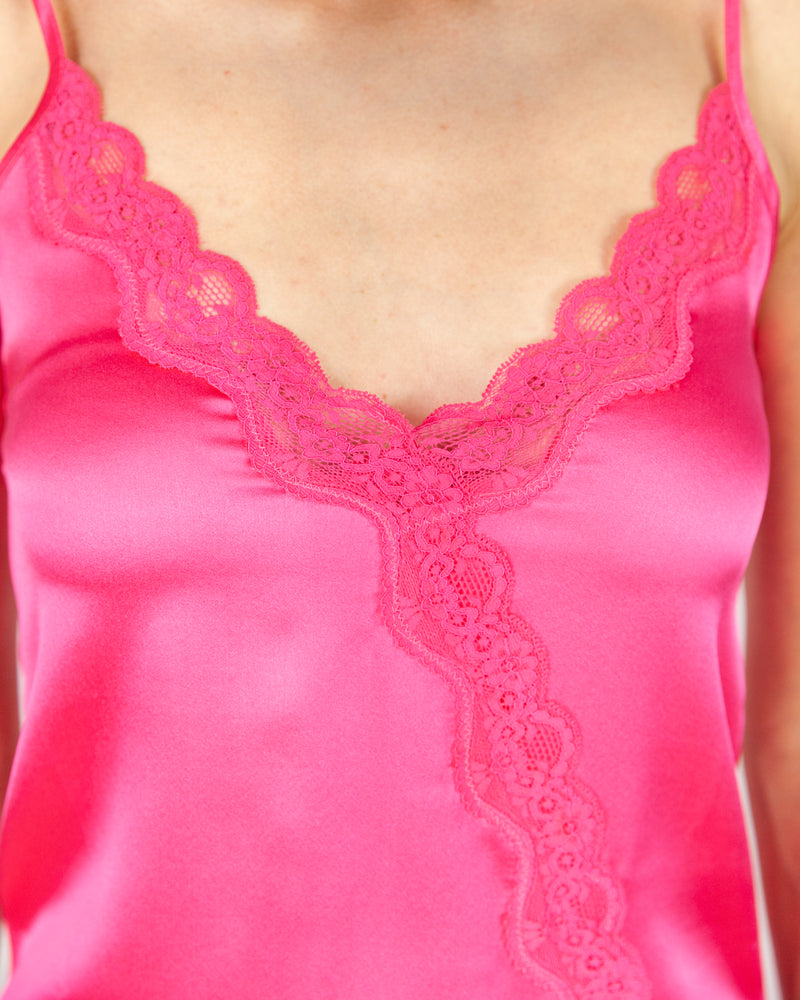 Fuchsia Silk camisole with adjustable thin straps and triangle bust line
