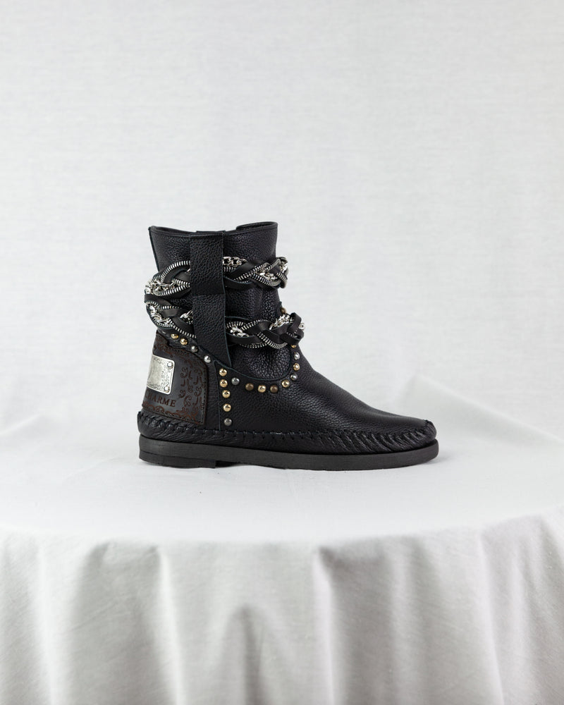 Black Leather boots with twisted belt chain