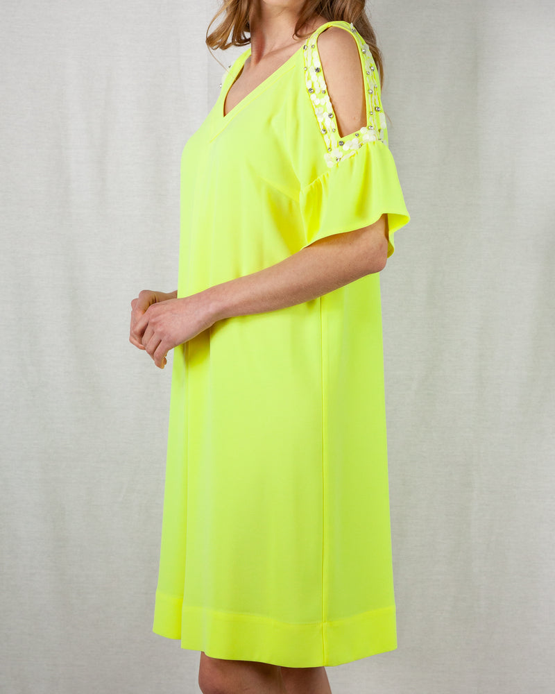 Acid above the knee cold shoulder pleated front dress