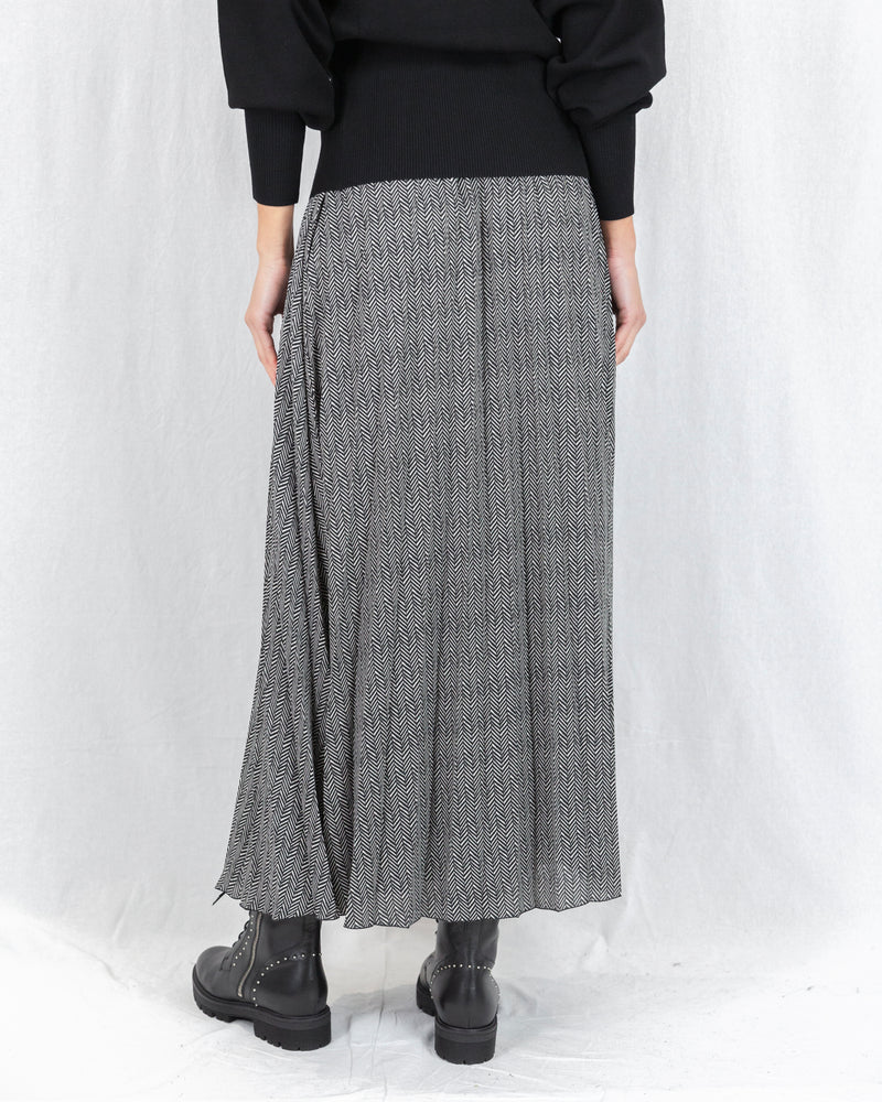 LAST ONE Herringbone Pattern Pleated Long Skirt