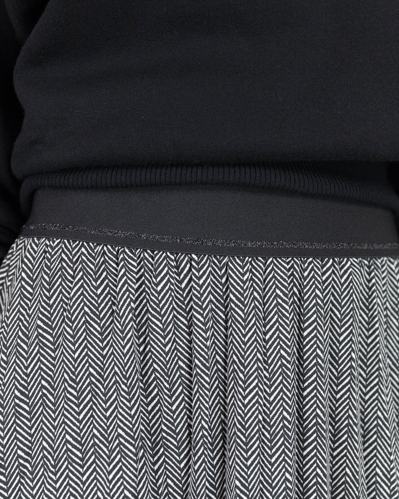 LAST ONE Herringbone Pattern Pleated Long Skirt