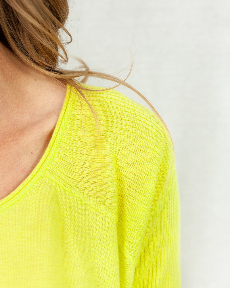 Fine Lime Sweater With Raglan Sleeve