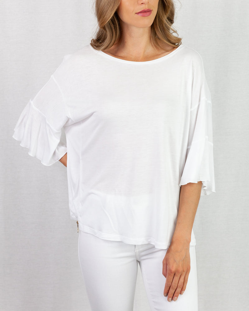 Loose T-Shirt With Frill Edge Sleeve