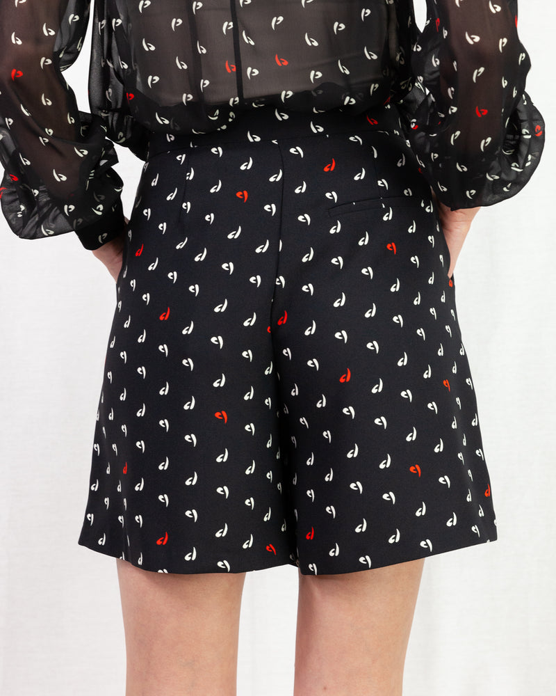 Black Mid-rise printed tailored short