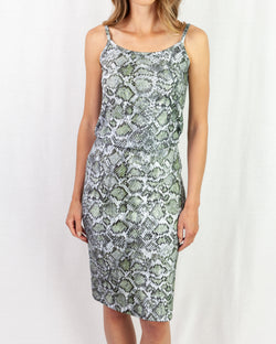 Slim fit snakeskin print pull-on pencil skirt
