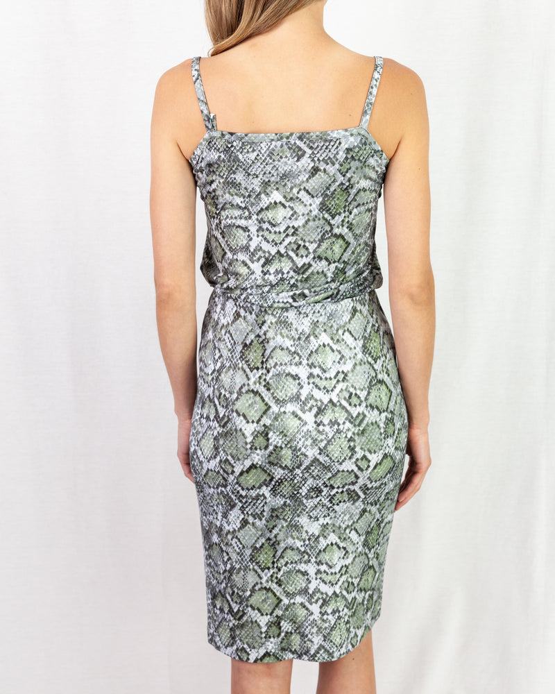 Slim fit snakeskin print pull-on pencil skirt